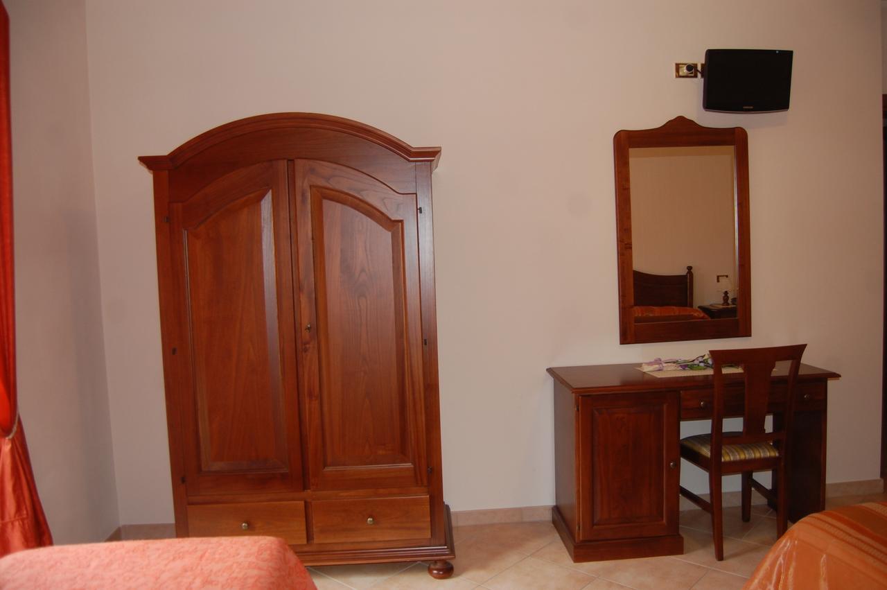 B&B La Tana Dell'Orso Villalago Екстериор снимка